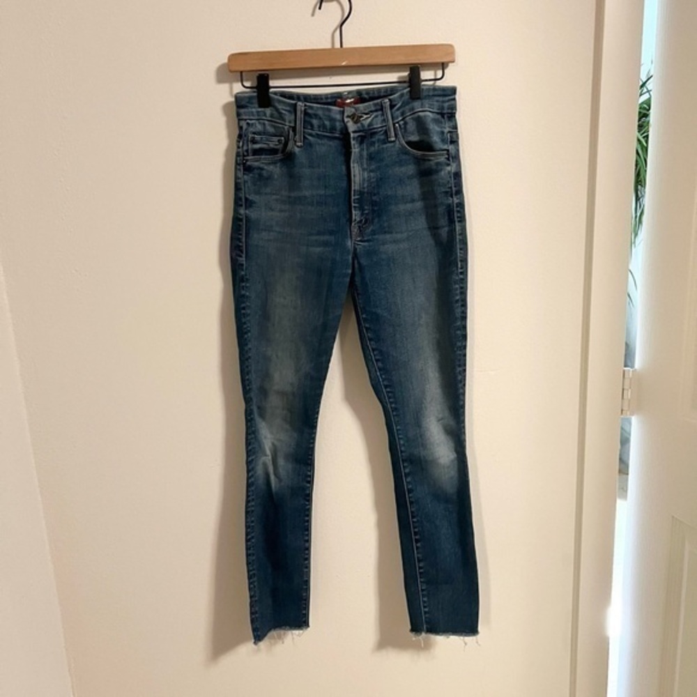Mother Size 26 HighWaisted Looker Ankle Fray jeans